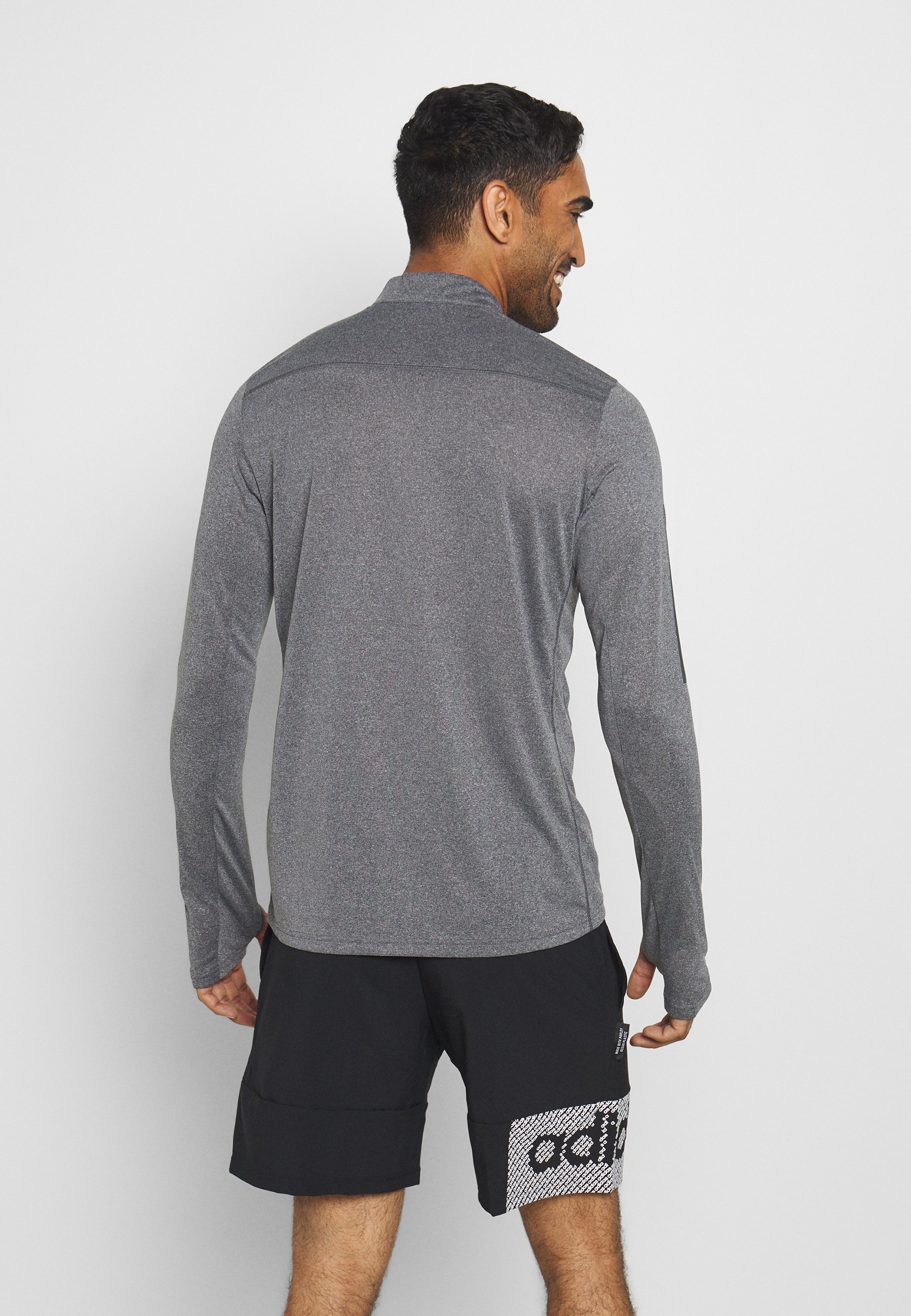 adidas Performance AEROREADY SPORTS RUNNING LONG SLEEVE adidas Response Climawarm 14 Zip Longsleeve Schwarz