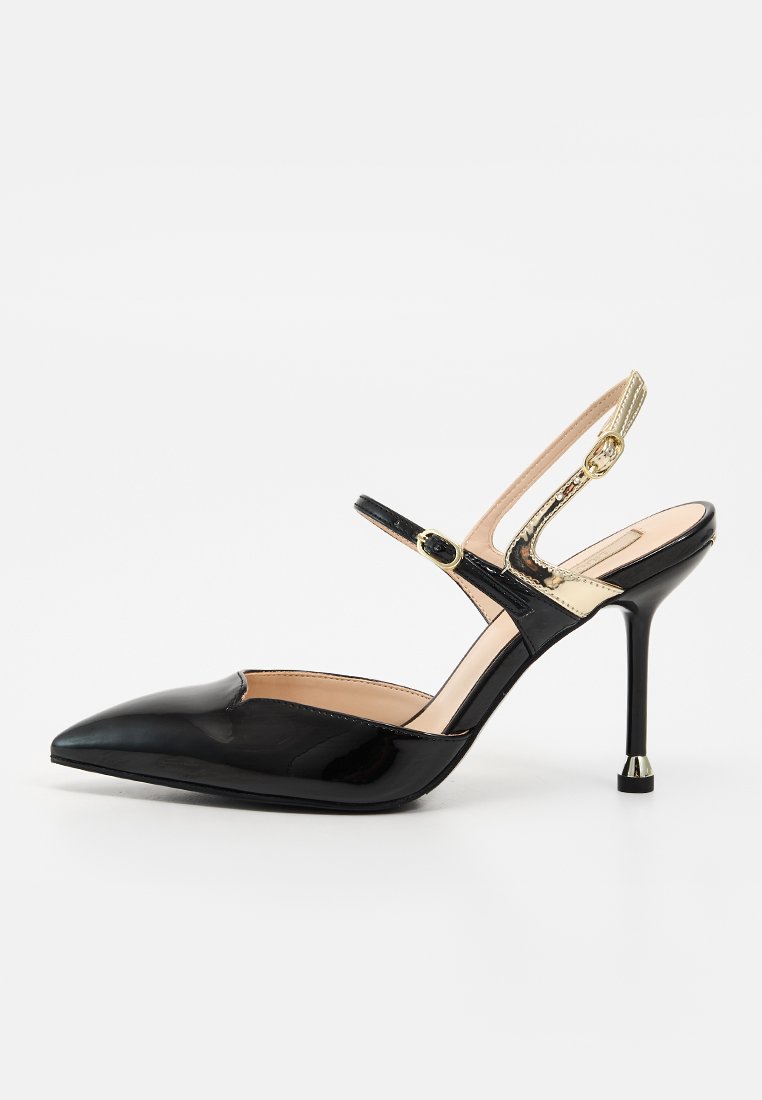 Zapatos altos