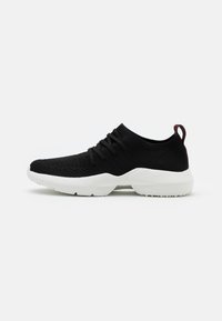 s.Oliver LACE UP - Sneaker low - black