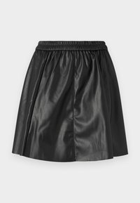 Mini-jupe en cuir noir avec une taille élastique, design froncé et plis latéraux, présentant une texture lisse et brillante.