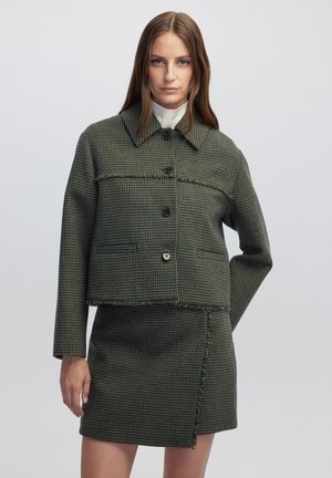 HOUNDSTOOTH PATTERNED  - Lehká bunda - green