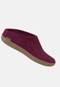 Purple felt slipper with a low cut and rounded toe, featuring a beige rubber sole and visible stitching along the edge.