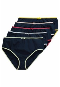 Cinque paia di mutandine da donna blu navy, ciascuna con una diversa cintura colorata e un accento a fiocco: giallo, rosa, rosso, azzurro e verde.