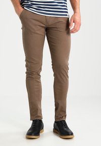 Blend BHNATAN SLIM FIT - Chino kalhoty - mocca brown