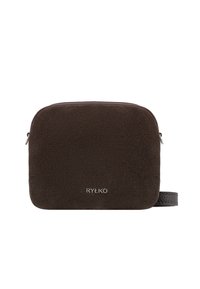 Borsa a tracolla in suede marrone con forma rettangolare, chiusura con zip e logo del marchio in argento. Presenta una tracolla regolabile con texture.