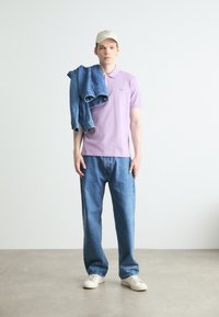 GANT REGULAR FIT - Bluză polo - orchid lilac