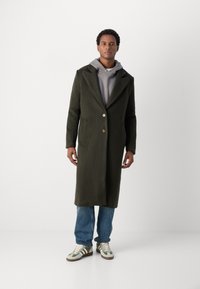 Heathe AKINWALE COAT - Κλασικό παλτό - green