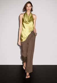 Thumbnail Image 3
