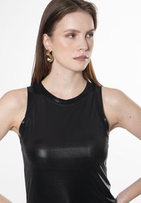 INFLUENCER LAMINATED - Top - black