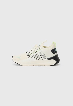 SOFTRIDE SYMMETRY FUZION - Chaussures fitness - white/mint