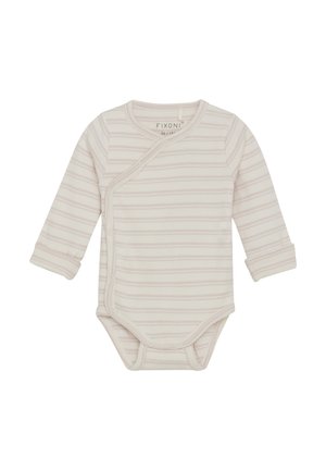 Cremfarbener Langarm-Babykombinationsanzug mit subtilen horizontalen Streifen, Druckknöpfen und einem Wickeldesign. Weicher Stoff mit enganliegenden Bündchen.