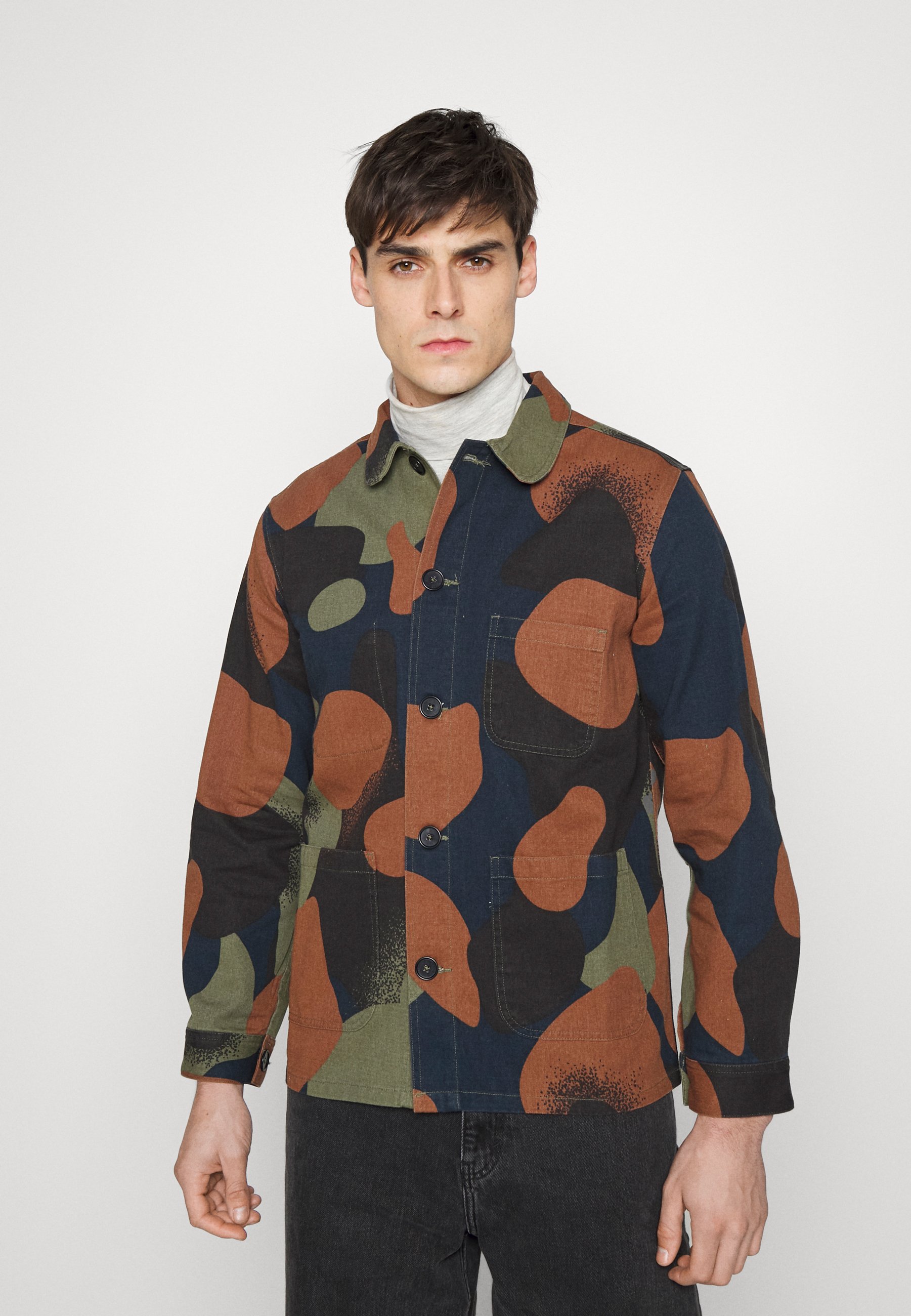 far afield station jacket