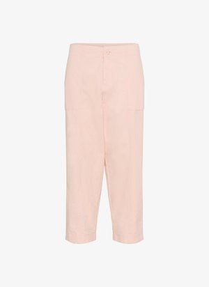 Pantaloni cropped rosa chiaro realizzati in morbido tessuto, con chiusura frontale a bottoni, due tasche laterali e design a gamba dritta.