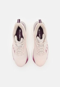Saucony TRIUMPH 22 Road running shoes moon/eggplant/light pink