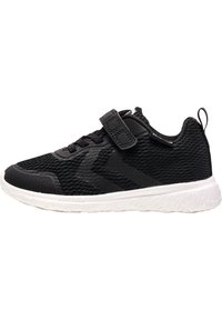 Scarpa athletica nera con tomaia in rete, cinturino in Velcro, accenti laterali testurizzati e suola in gomma bianca con battistrada a motivo.
