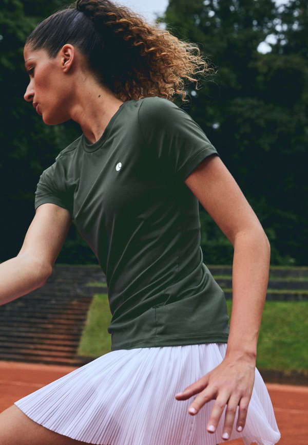 ACE SLIM - Basic T-shirt - peat