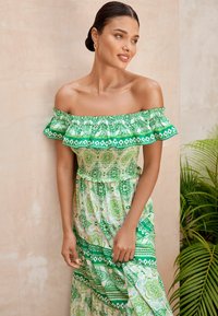 Lipsy REGULAR FIT - Maxi-jurk - green