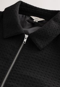 REGULAR FIT - SMART TEXTURED - Letná bunda - black