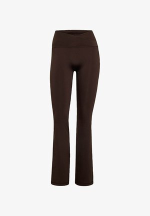 - Spodnie materiałowe