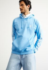 adidas Originals 3-STRIPES  - Džemperis su gobtuvu - semi blue burst