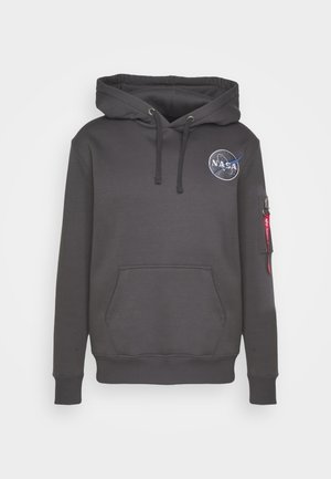 Grijze NASA-hoodie van een katoenmix. Voorzien van een grote voesoek, trekkoordkap en het kenmerkende NASA-logo op de borst en mouw.