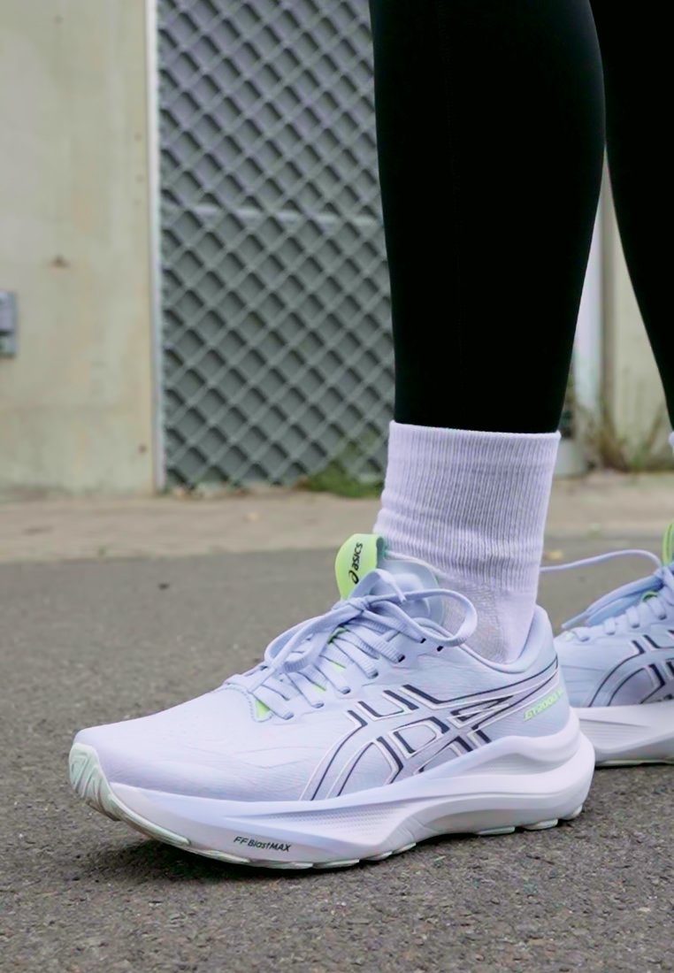 ASICS GT-2000 14 - Road running shoes - blue fade/indigo fog/blue