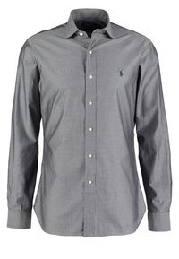 Šedá košile na knoflíky s dlouhými rukávy, vyrobená z hladké tkaniny, s malým logem na levé náprsní kapse a bílými knoflíky.