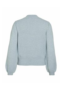Pull en maille bleu clair, avec un col rond, des manches bouffantes et un ourlet côtelé. Texture douce avec une finition lisse.