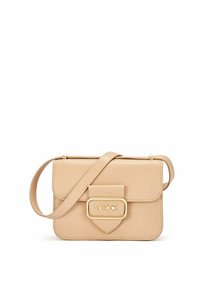 Beżowa skórzana torebka o prostokątnym kształcie, z przednią klapą, złotymi okuciami i dekoracyjnym zapięciem. Regulowany pasek na ramię.