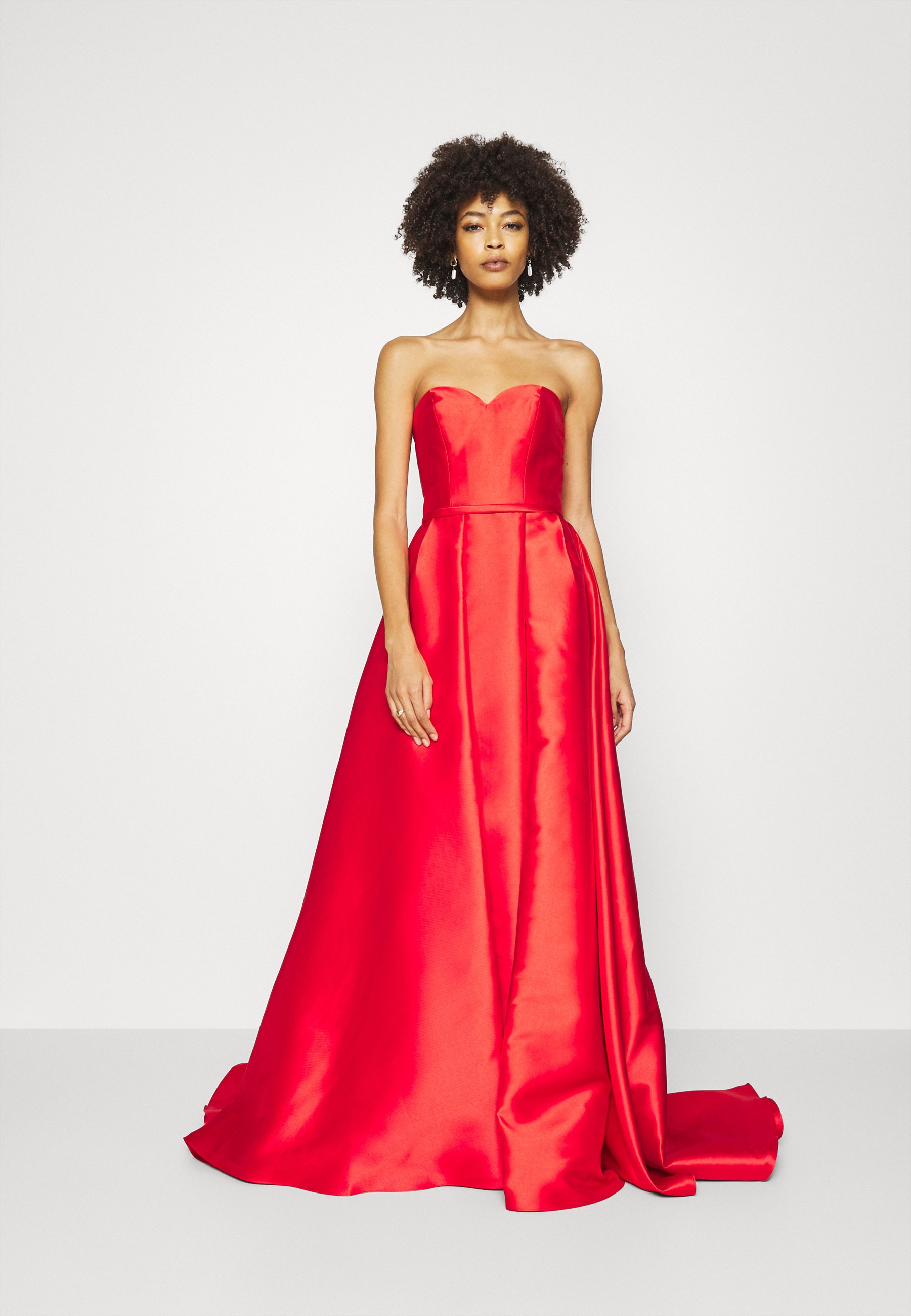 pronovias red dress