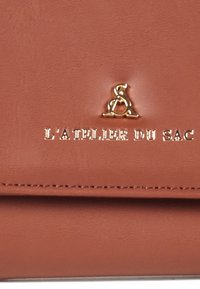 L'Atelier Du Sac JACKIE nude