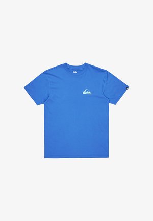 Blauwe katoenen T-shirt met een ronde hals. Heeft een klein lichtblauw logo op de linkerborst. Korte mouwen, normale pasvorm.