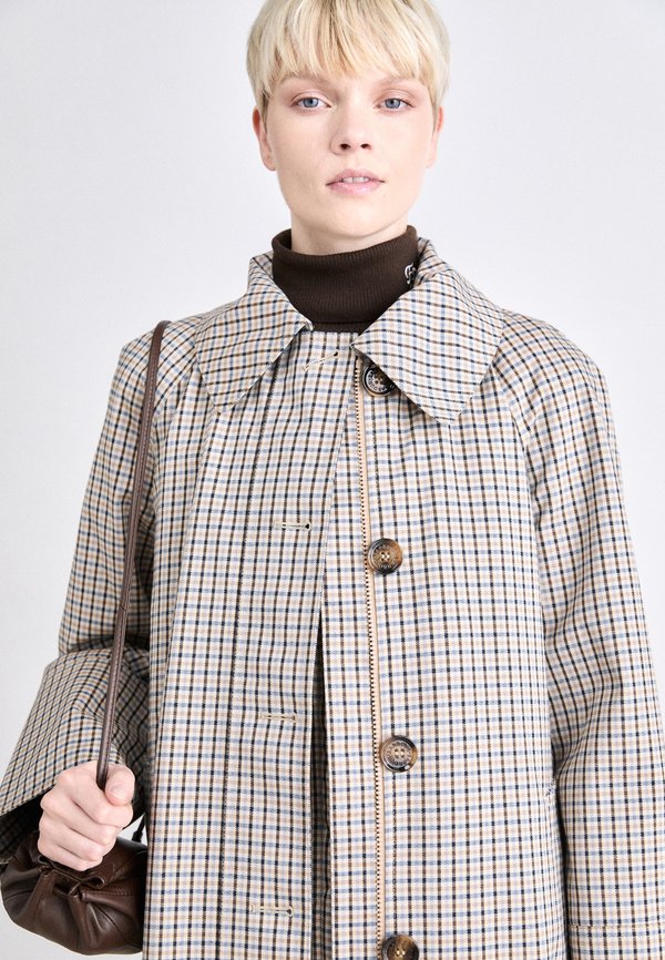 BEATRIX SHOWERPROOF - Trenchcoat - sky4