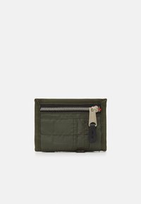 Non sélectionné, sage/orange