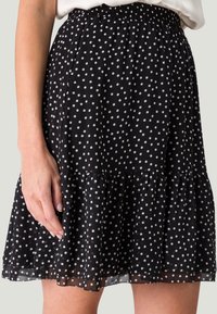 zero A-line skirt - black