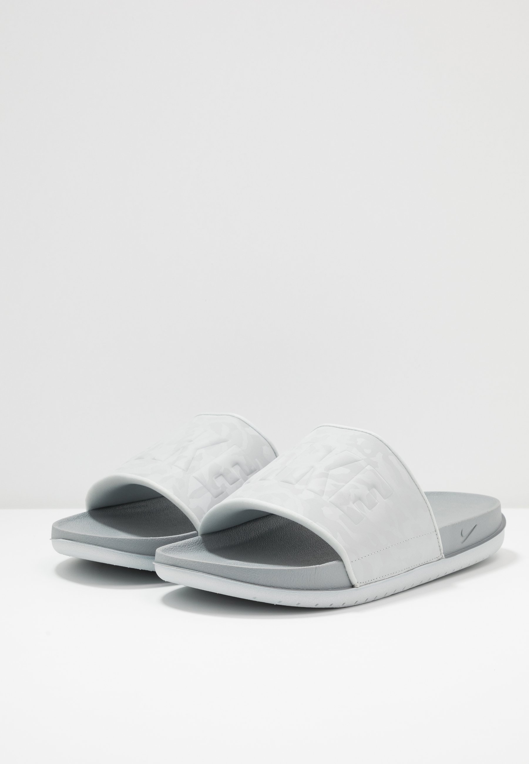 nike offcourt sliders