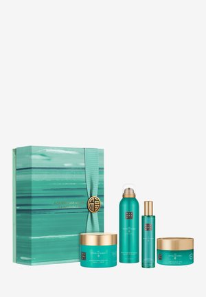 LOTUS & WHITE TEA BATH & BODY GIFT SET - LARGE - RITUAL OF KARMA - Bath and body set - -