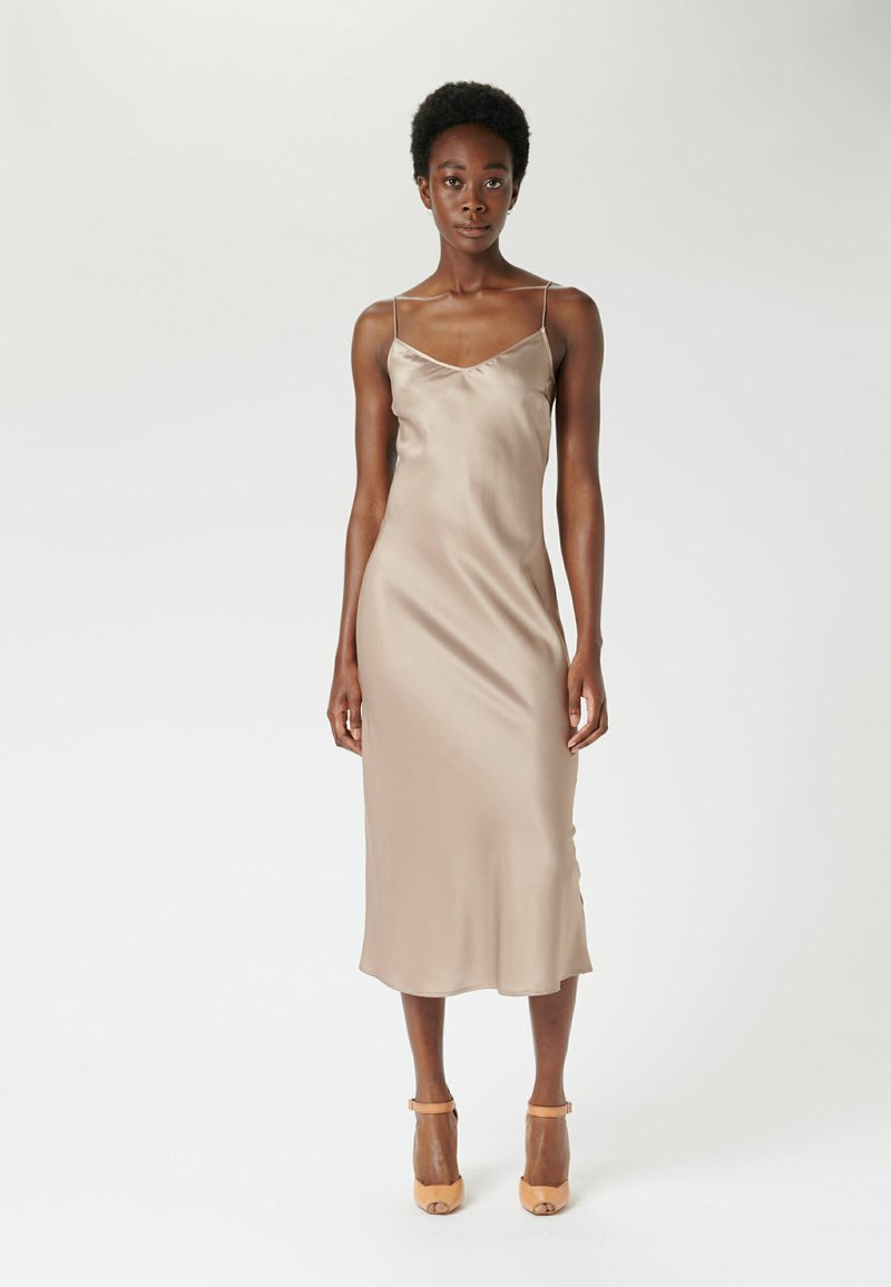 Dea Kudibal ADELAIDE Day dress cork/brown Zalando