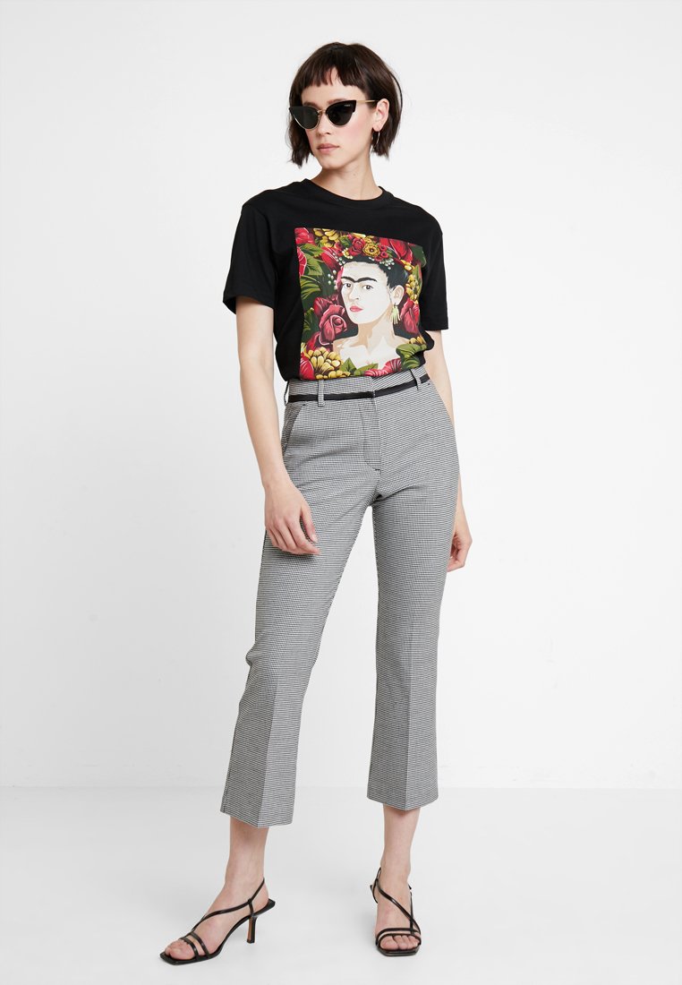 Fiveunits CLARA CROP Bukse white Zalando.no Fiveunits CLARA CROP Bukse white Zalando.no