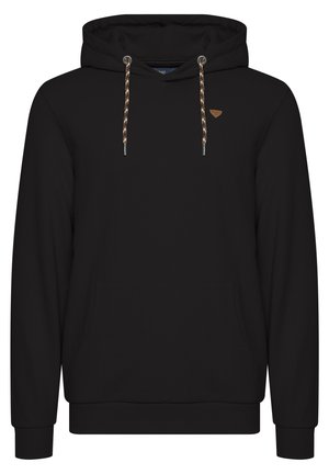 Schwarzer Hoodie mit Kängurutasche, verstellbaren Kordeln mit strukturiertem Muster und einem kleinen Logo-Patch auf der Brust.