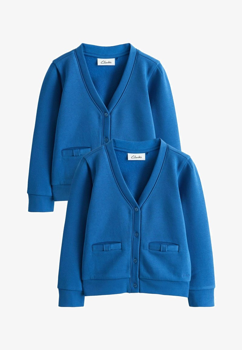 Deux cardigans bleus à boutons, col en V, manches longues et poches avant, présentés sur fond blanc.