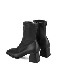 Desa Bottines - black