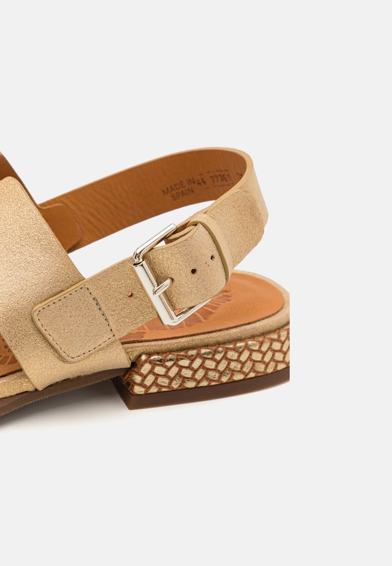 Chie Mihara WAYWAY - Riemensandalette - metal oro/bronce  