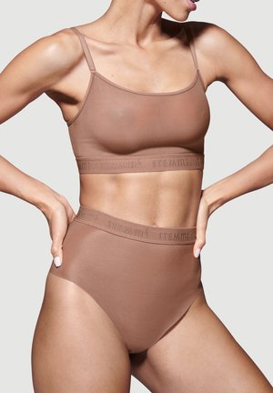 ALL MESH SHAPING BRAZILIAN BRIEFS - Slip - milk chocolate