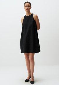 Jimmy Key CREW NECK SLEEVELESS - Freizeitkleid - black