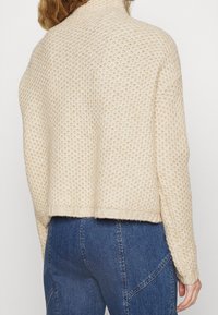 HUGO Strickpullover - white