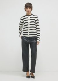 Calliope RAYÉ - Cardigan - une variante