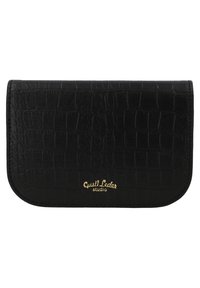 Czarny skórzany portfel z wytłaczanym teksturą krokodyla, zaokrąglonymi krawędziami i złotym logo "Gusti Leder studio" z przodu.