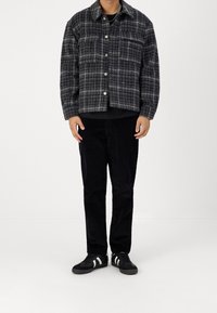 Jack & Jones Tunn jacka - black