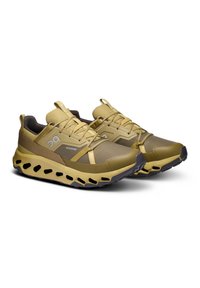 On CLOUDHORIZON   - Turistiniai batai - safari olive